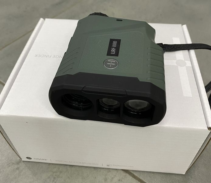 Дальномер лазерный Hawke LRF 800 LCD 6x25. Точность измерения на расстоянии до 800 м 0263 фото. Лучшие цены!