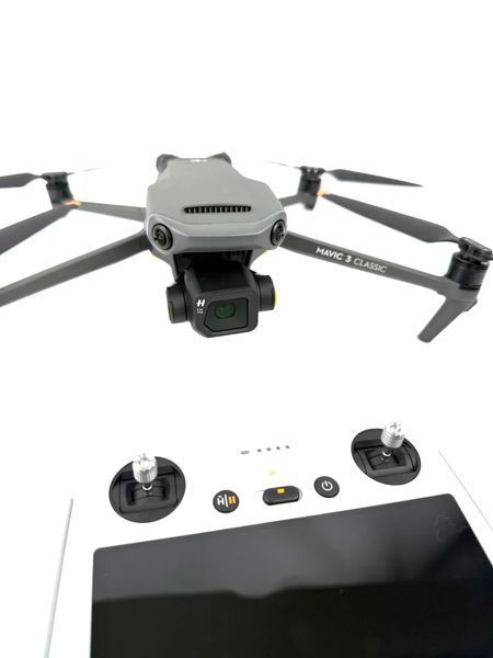 Quadrocopter DJI Mavic 3 Classic with DJI RC N1 CP.MA.00000554.01